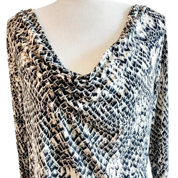 212 Collection Drape Neck Long Sleeve Top - Picture 2 of 7